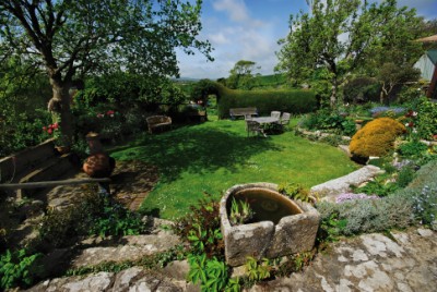  Gardening Magazine on Herbaceous Gardening At Its Best   Dorset Life   The Dorset Magazine