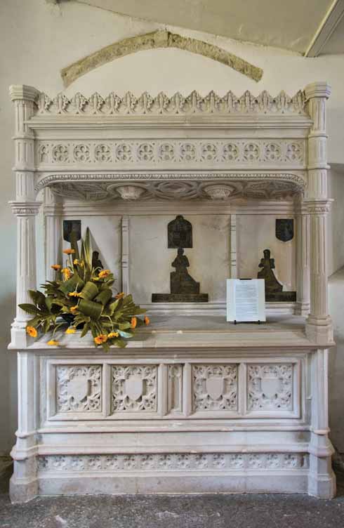 The 1572 monument in the church of St Peter to John Clavell, MP for Corfe Castle was, as was the fashion at the time, erected while he was still alive. He finally shuffled off this mortal coil in 1609.