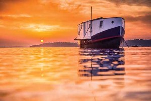 In mid-June, the sun sets opposite Bramble Bush Bay and if you go at that time, there are normally only a couple of people there 